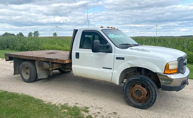 Image of Ford F-450 equipment image 1