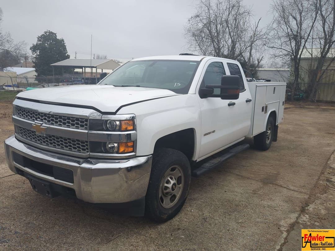 Image of Chevrolet 2500HD Primary image