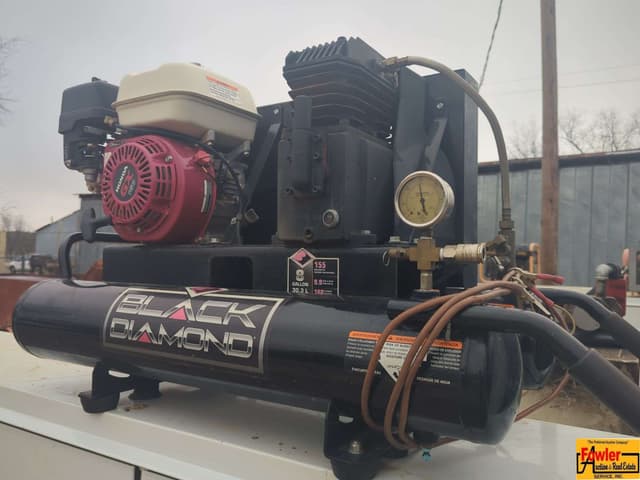 Image of Chevrolet 2500HD equipment image 4