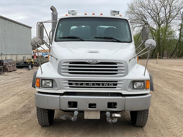 Image of Sterling Acterra M8500 equipment image 1