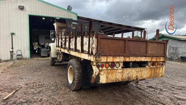 Image of Ford F-8000 equipment image 4