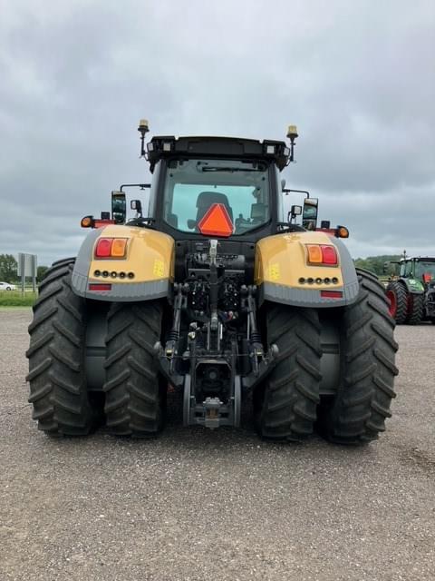 Image of Challenger 1046 equipment image 4