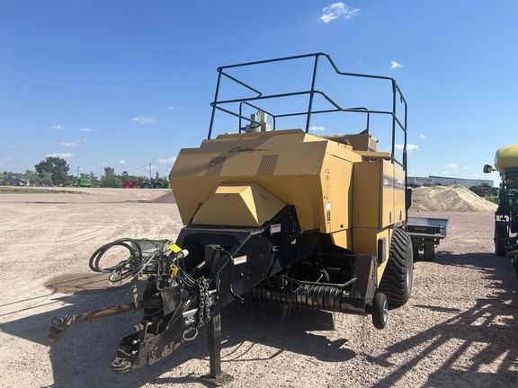 Challenger LB34 Equipment Image0