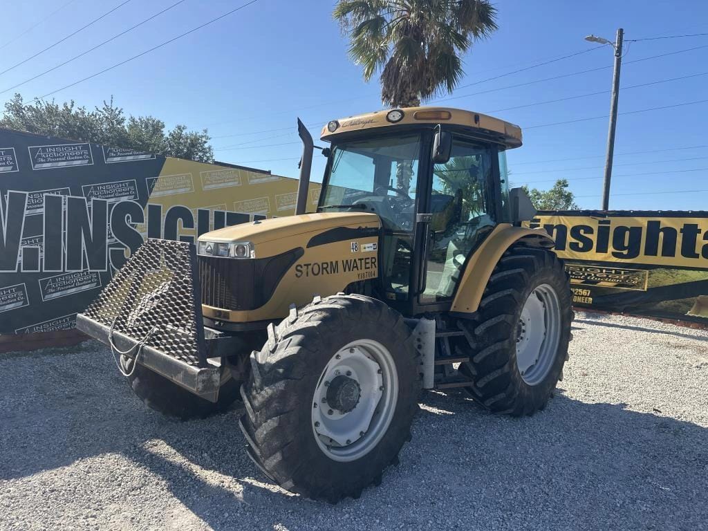 2010 Challenger MT465B Equipment Image0