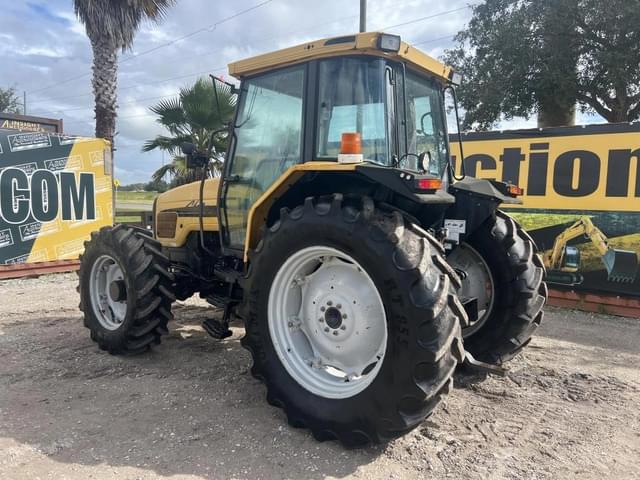 Image of Challenger MT535 equipment image 1