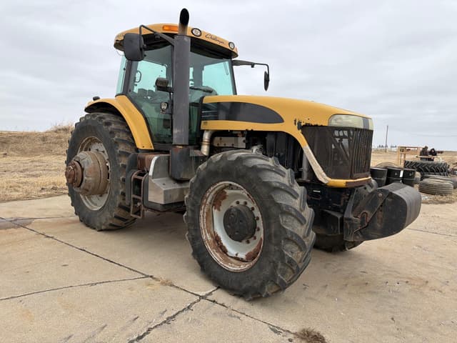 Image of Challenger MT665 equipment image 1