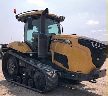 2018 Challenger MT738 Equipment Image0