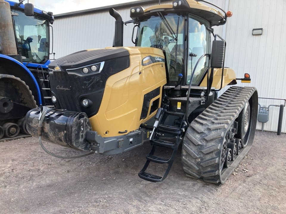 2020 Challenger MT743 Equipment Image0
