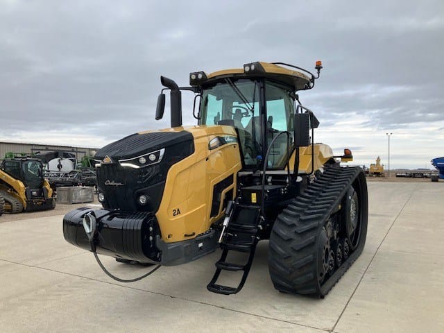 Main image Challenger MT743