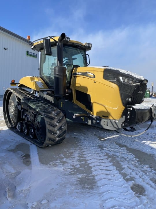 2019 Challenger MT743 Equipment Image0