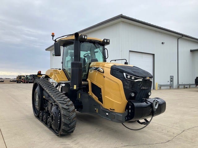 2020 Challenger MT743 Equipment Image0
