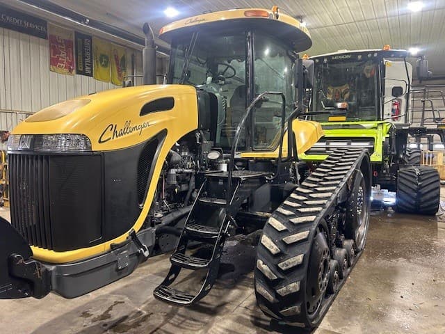 Image of Challenger MT755B equipment image 1