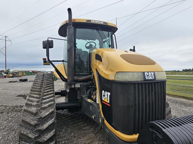 Image of Challenger MT765 equipment image 4