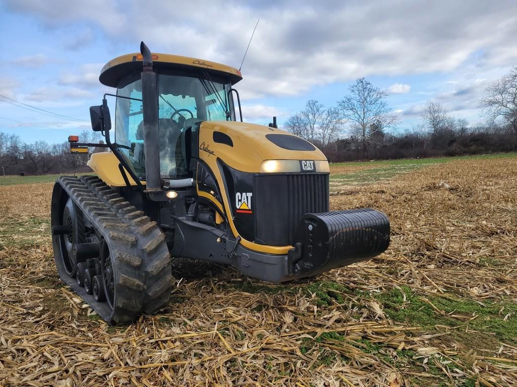 Challenger MT765B Equipment Image0