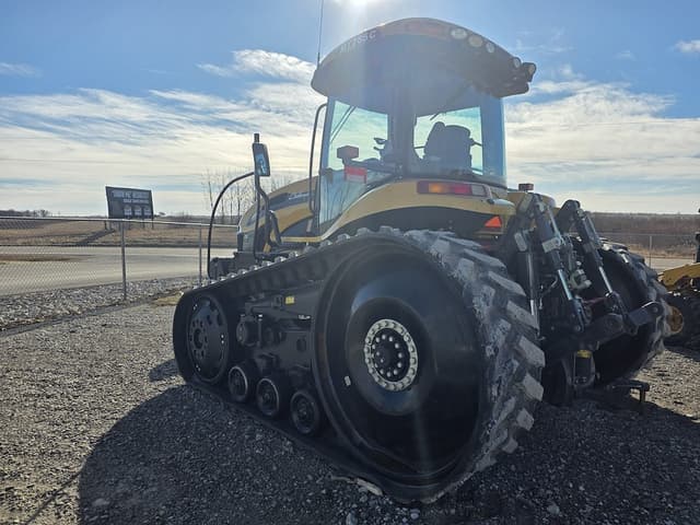 Image of Challenger MT765C equipment image 1