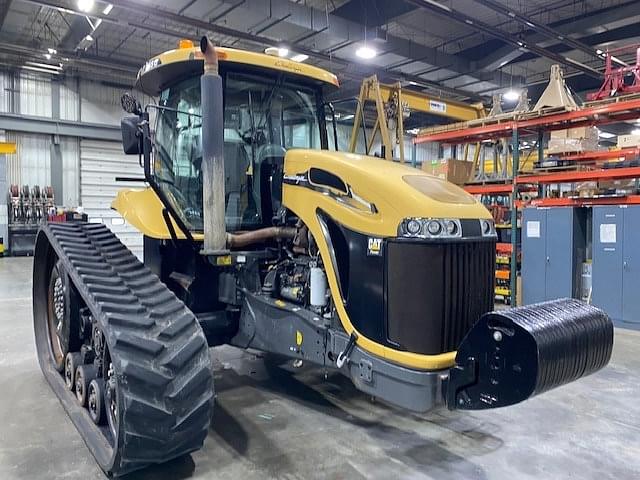 Image of Challenger MT765C equipment image 4