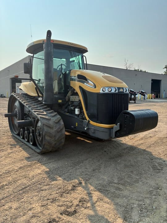 2013 Challenger MT765D Equipment Image0