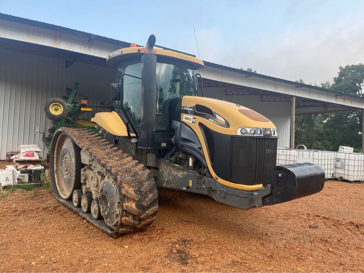 Main image Challenger MT765D