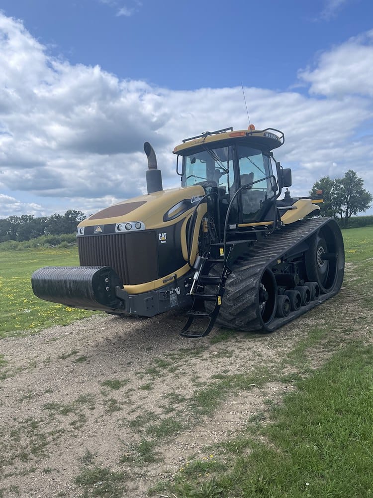 2014 Challenger MT855C Equipment Image0