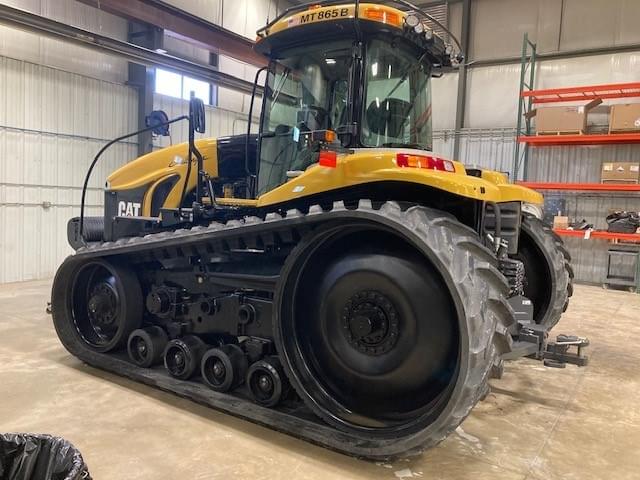 Image of Challenger MT865B equipment image 4