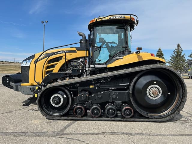 Image of Challenger MT865E equipment image 1