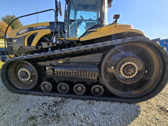 Image of Challenger MT875C equipment image 1