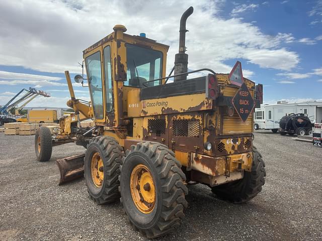 Image of Champion 710 equipment image 1