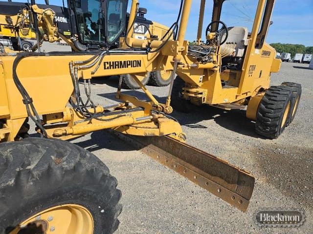 Image of Champion C70A equipment image 2