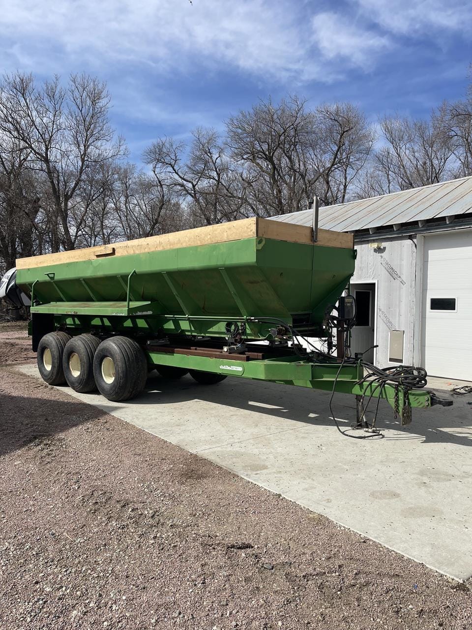 Chandler 26CLPT Equipment Image0