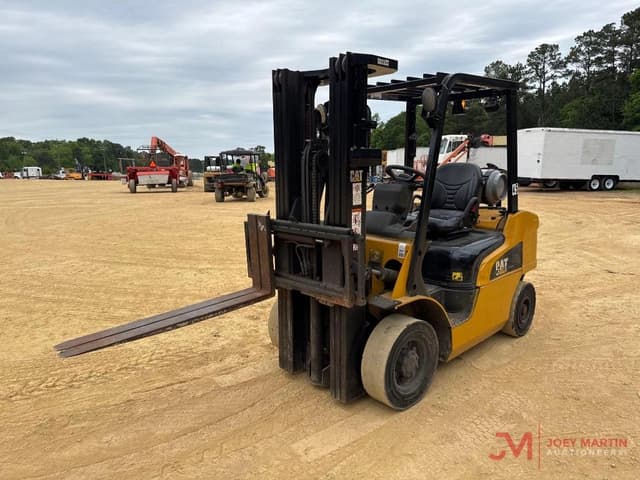 Image of Caterpillar GP25N equipment image 3