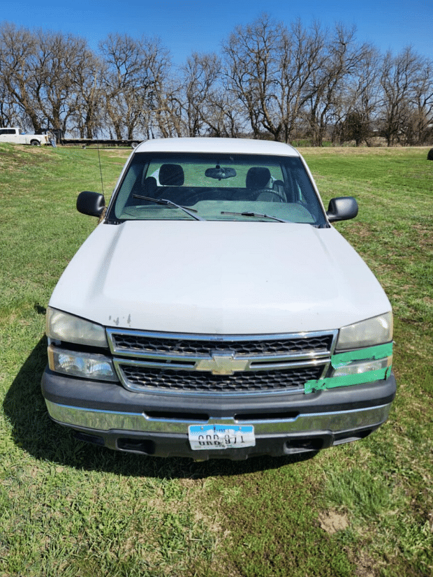 Image of Chevrolet 1500 equipment image 2