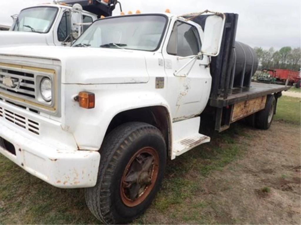 Main image Chevrolet C65