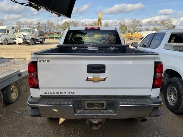 Image of Chevrolet 2500HD equipment image 4