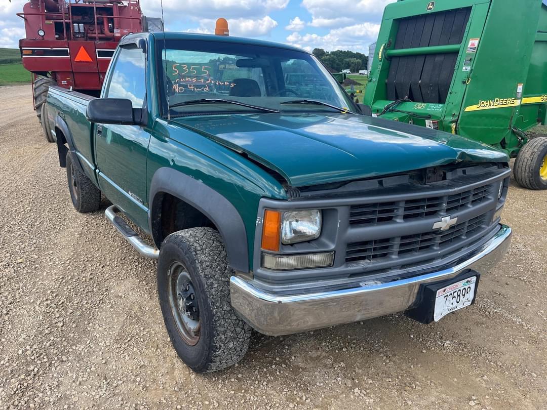 Image of Chevrolet 2500 Primary image