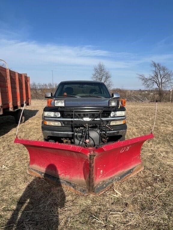 Image of Chevrolet 2500 Image 0
