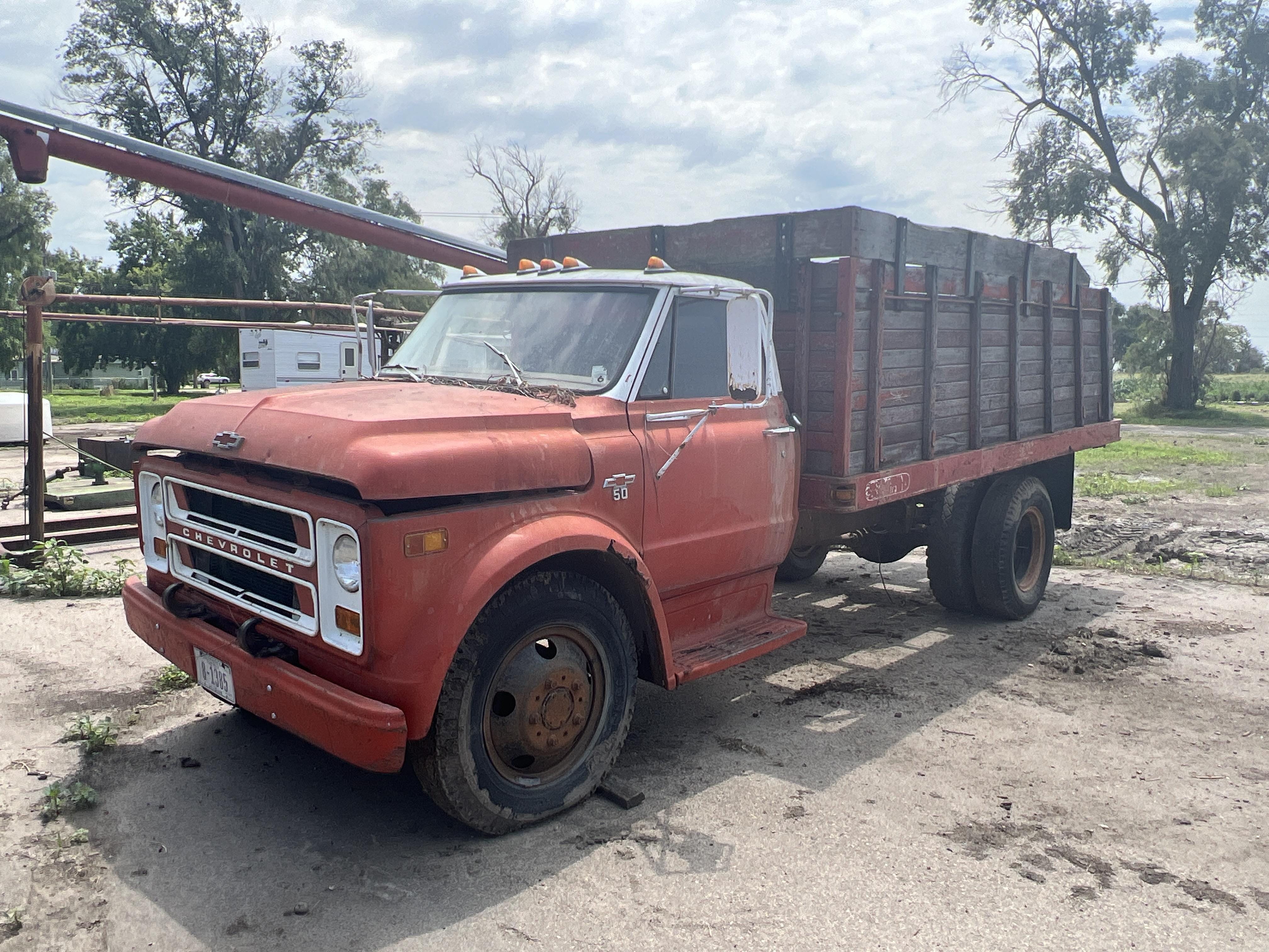 Main image Chevrolet 50