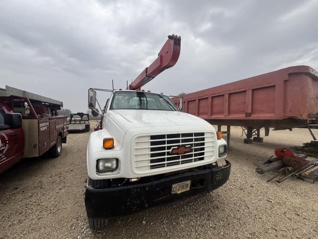 Image of Chevrolet 6500 equipment image 3