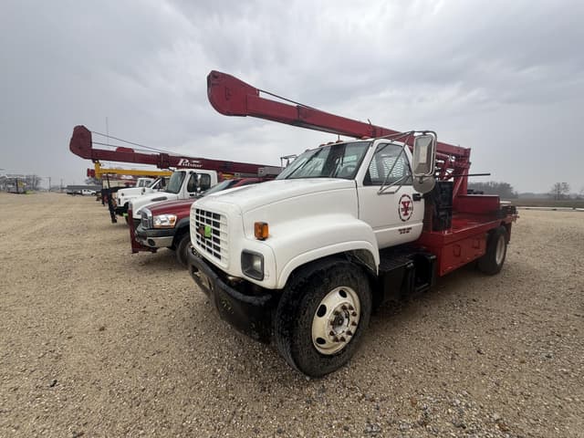 Image of Chevrolet 6500 equipment image 1