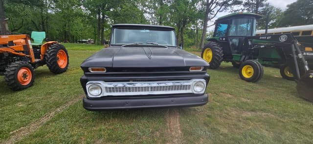 Image of Chevrolet C10 equipment image 1