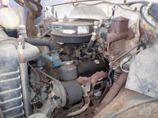 Image of Chevrolet C60 equipment image 4