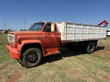 Main image Chevrolet C60