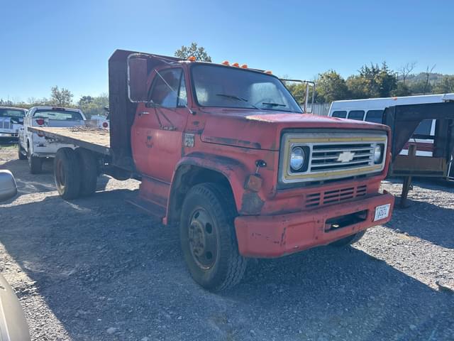 Image of Chevrolet C60 equipment image 1
