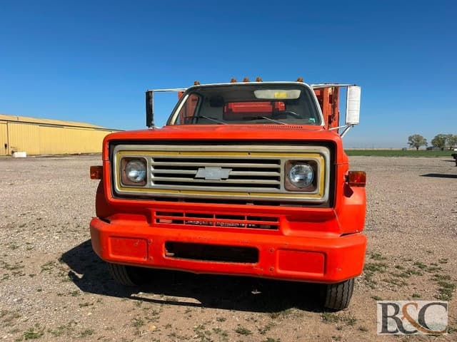 Image of Chevrolet C60 equipment image 1