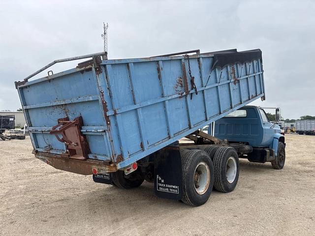 Image of Chevrolet C65 equipment image 4
