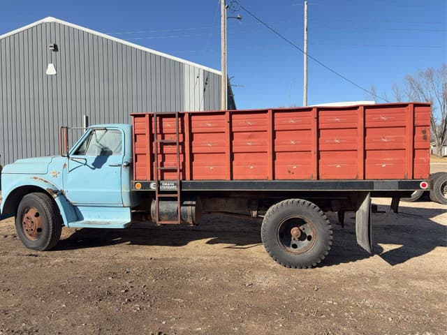 Image of Chevrolet 70 Grain Truck equipment image 3