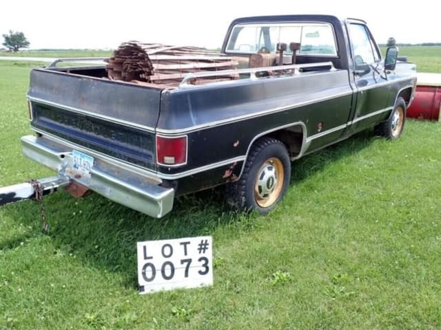 Image of Chevrolet Scottsdale equipment image 3