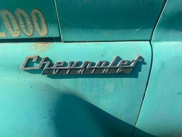 Image of Chevrolet Viking 60 equipment image 4