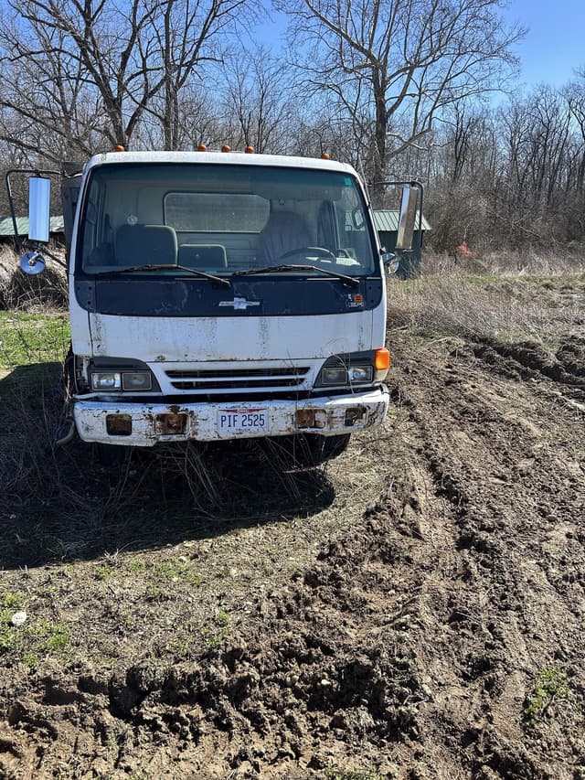 Image of Chevrolet W4500 equipment image 1