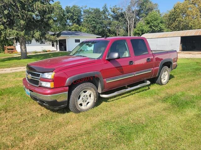 Image of Chevrolet Z71 equipment image 1