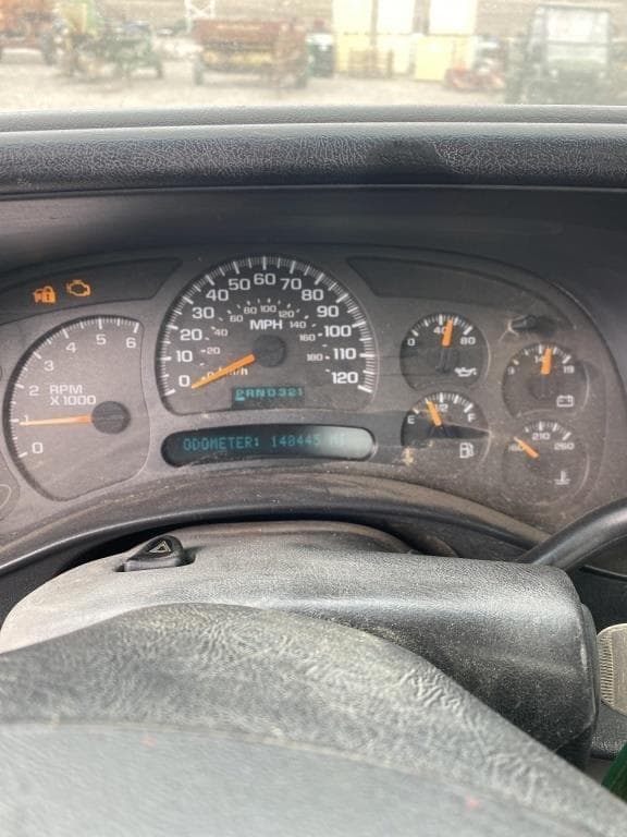 Image of Chevrolet 1500 equipment image 4